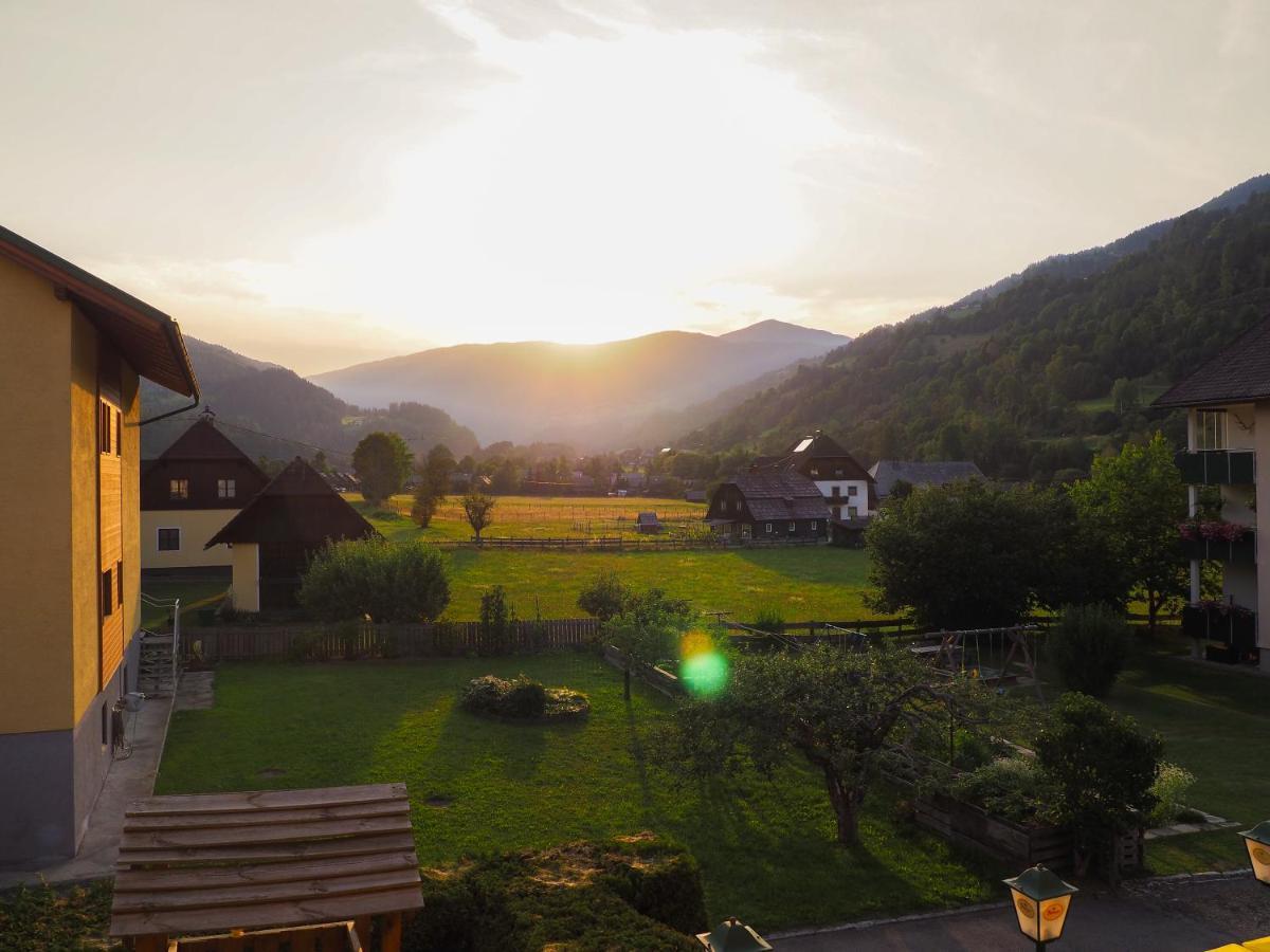 Ottl'S Appartements Mit Kreischbergblick Sankt Lorenzen ob Murau Buitenkant foto